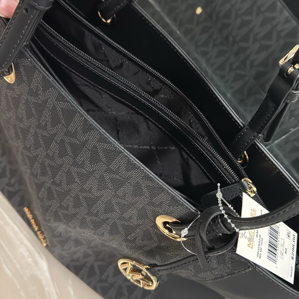 Michael Kors Brand New with tags Walsh Black and Gray Tote Bag Size Medium - Picture 12 of 12